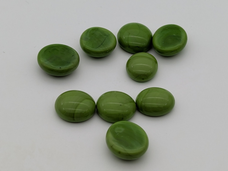 Glasnuggets grün opak 15-17 mm/1 kg